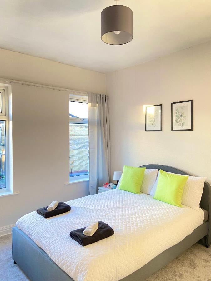 Kisobi Home Bedroom 1 Kingston upon Hull Exterior foto